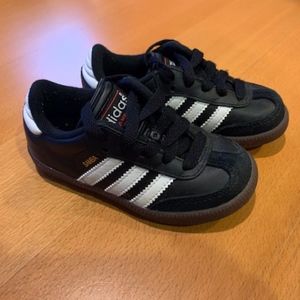 Adidas Samba Classic Indoor Soccer Kids Shoes 8.5